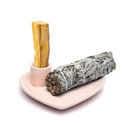 Keramische smudgeschaal en palo santo brander hartvorm